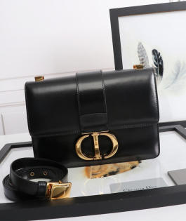 30 MONTAIGNE BAG