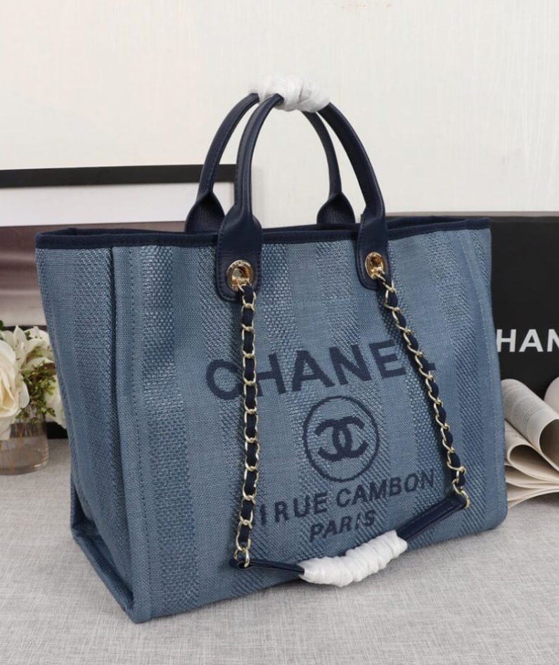CHANEL Woven Straw Raffia Striped Medium Deauville Tote