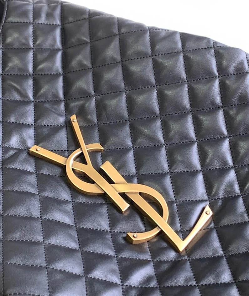 ICARE MAXI SHOPPING BAG IN QUILTED LAMBSKIN