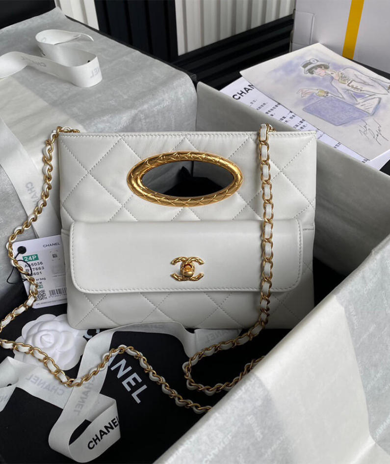 CHANEL Clutch