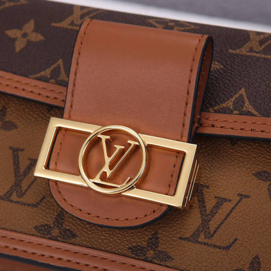 LV Dauphine Chain Wallet LV Dauphine Chain Wallet
