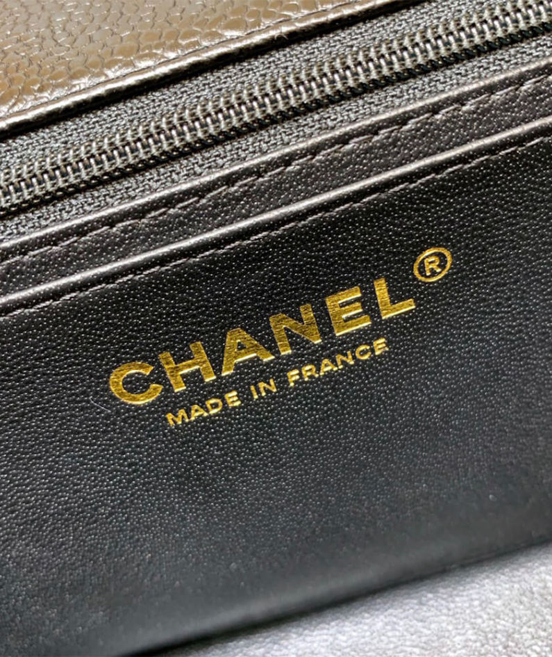 CHANEL MINI FLAP BAG
