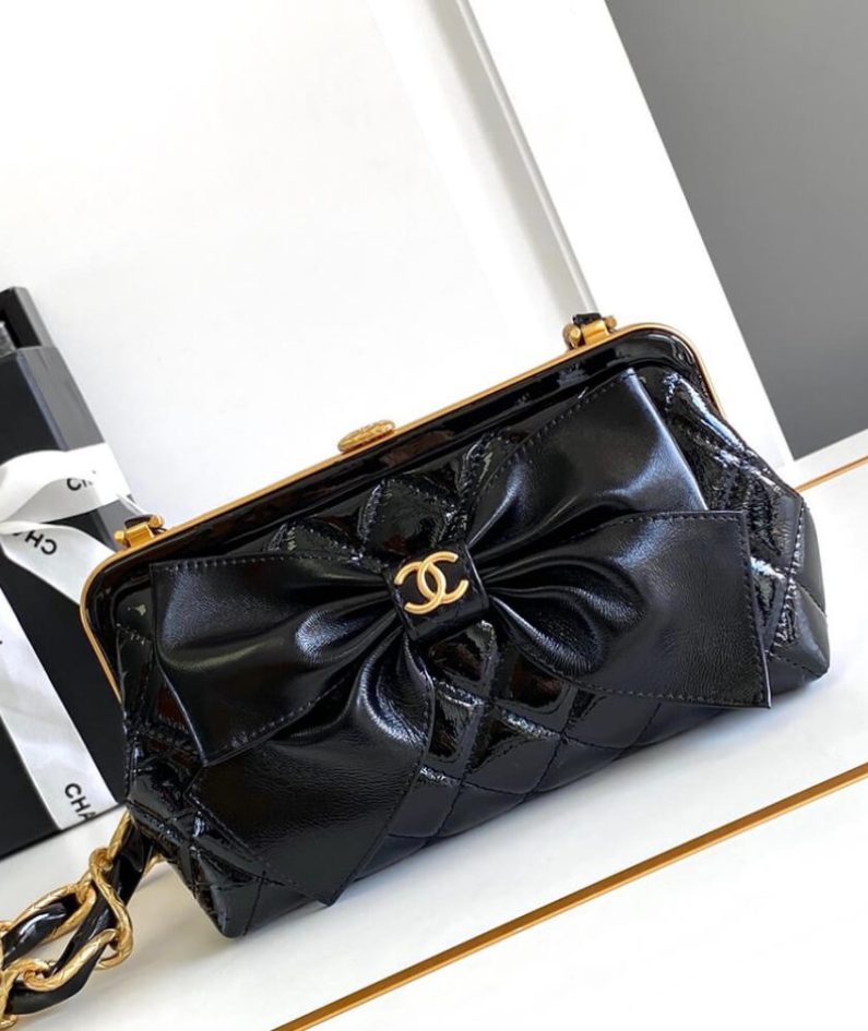 CHANEL Large Clutch With Chain(high-end grade)