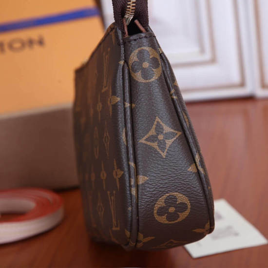 POCHETTE ACCESSORIES POCHETTE ACCESSORIES