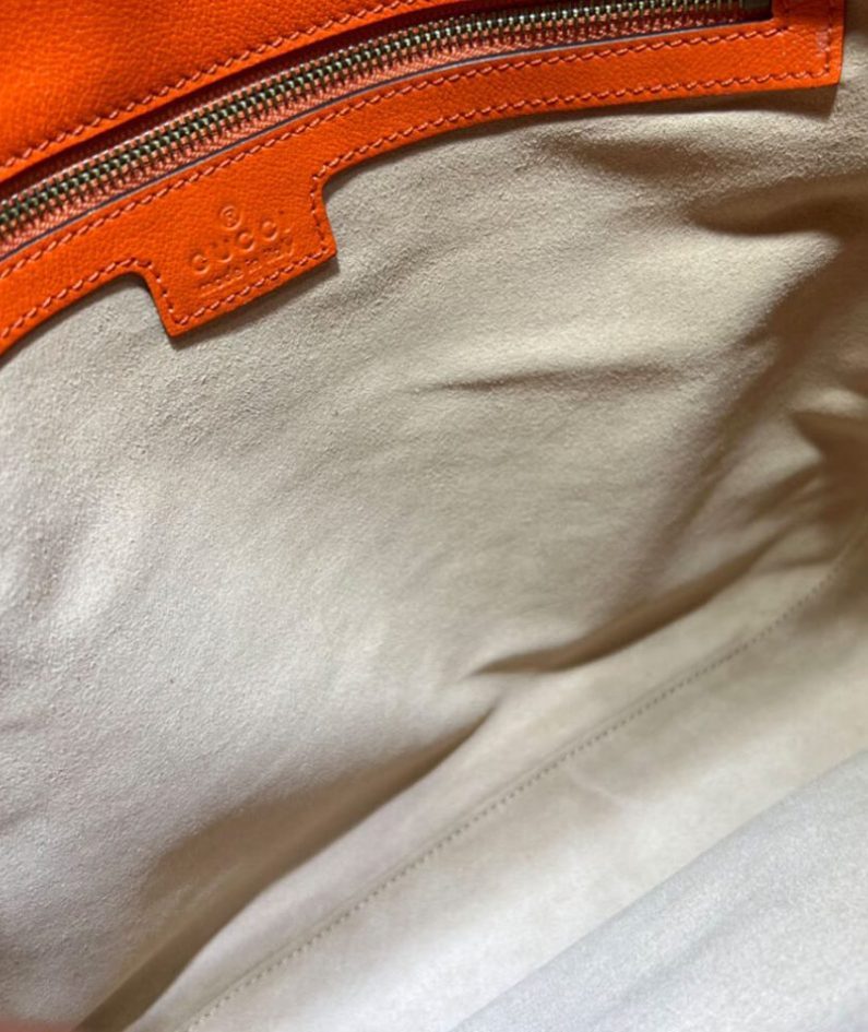 GUCCI DIANA MEDIUM SHOULDER BAG