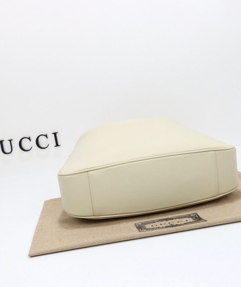 GUCCI DIANA MEDIUM SHOULDER BAG