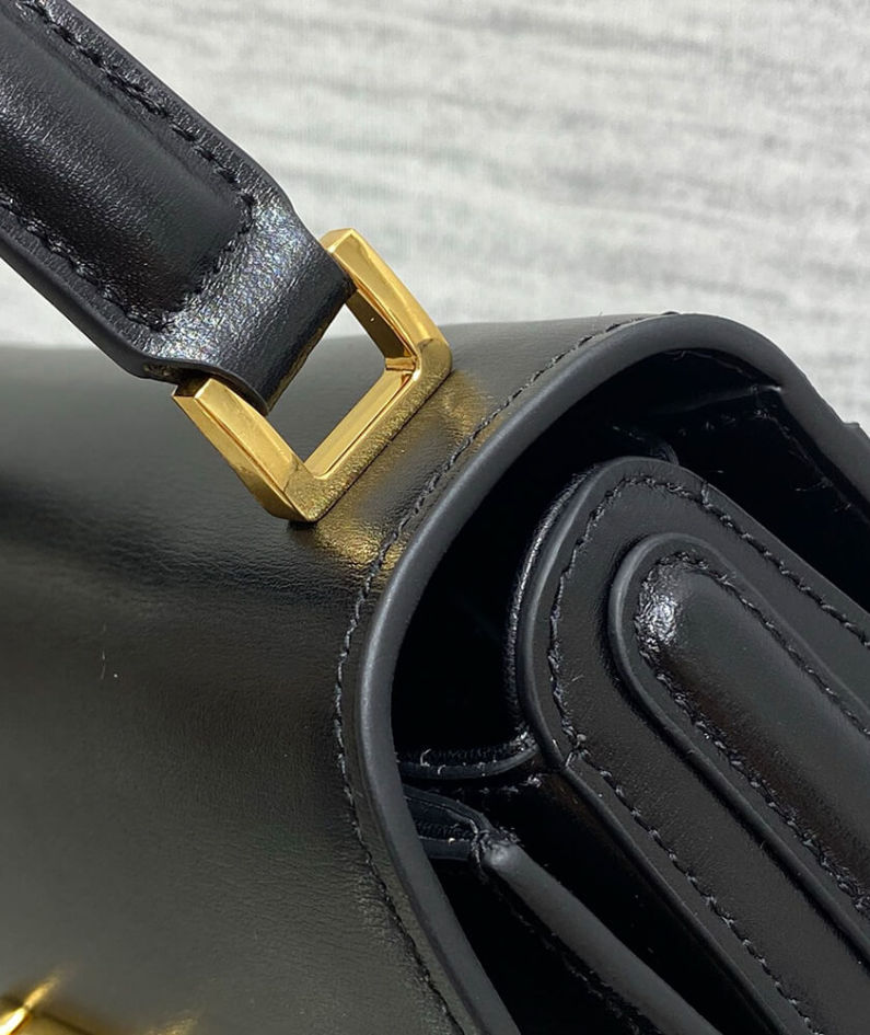 Small 30 Montaigne Avenue Top Handle Bag