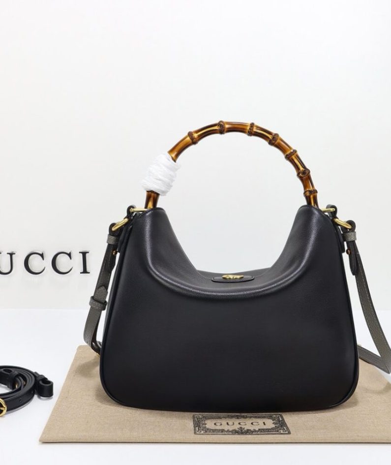 GUCCI DIANA MEDIUM SHOULDER BAG