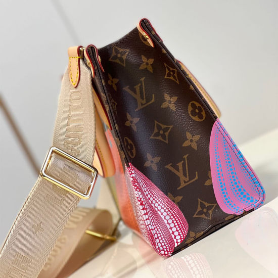 LV x YK OnTheGo PM LV x YK OnTheGo PM