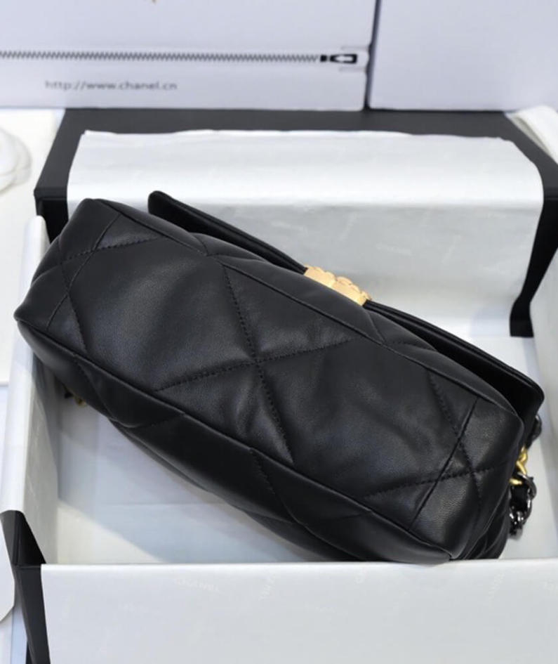 CHANEL 19 HANDBAG