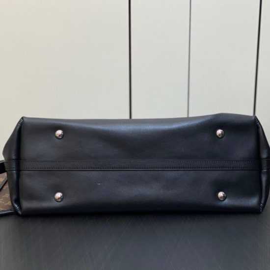 LV CarryAll MM LV CarryAll MM