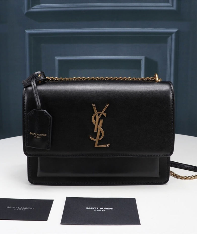 SUNSET MEDIUM CHAIN BAG IN SMOOTH LEATHER
