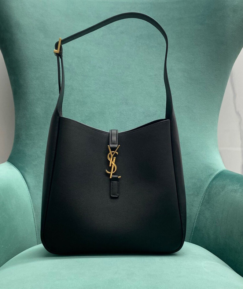 LE 5 à 7 SOFT SMALL IN SMOOTH LEATHER