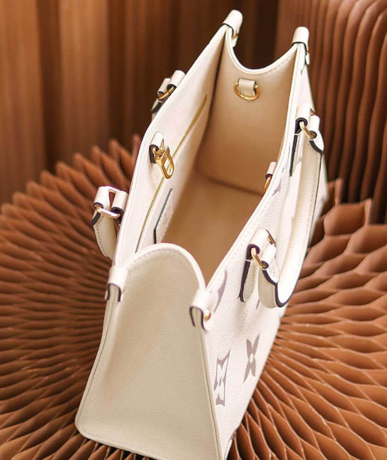 Louis Vuitton ONTHEGO PM