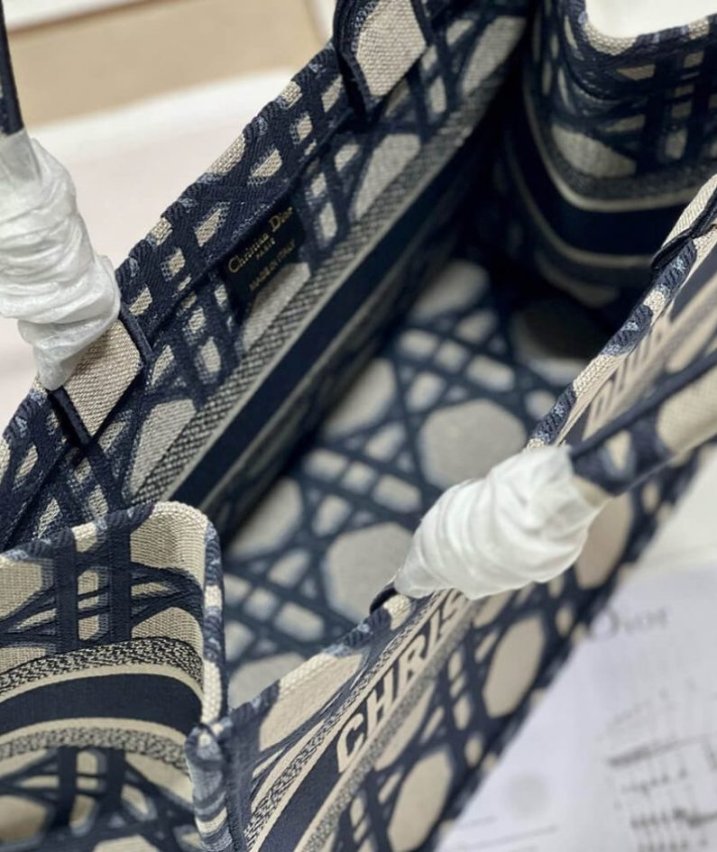 Medium Dior Book Tote