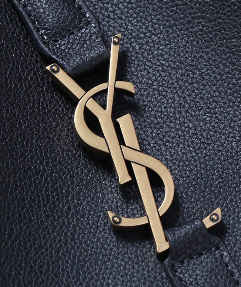 LE 5 A 7 BEA IN GRAINED LEATHER