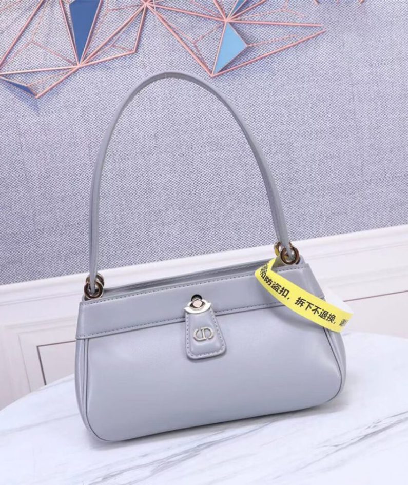 MEDIUM DIOR KEY BAG