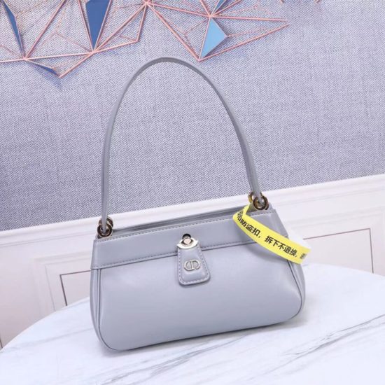 MEDIUM DIOR KEY BAG MEDIUM DIOR KEY BAG
