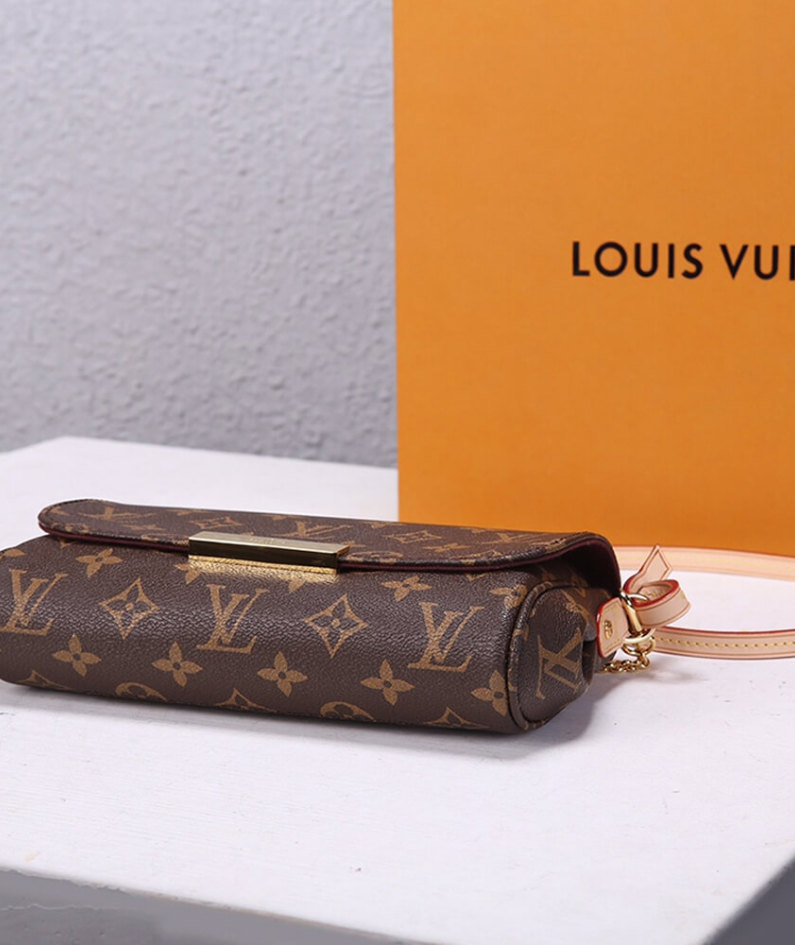 Louis Vuitton Favorite MM