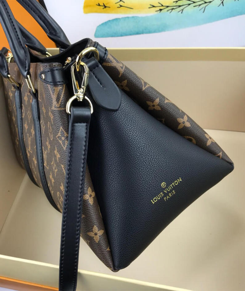 Louis Vuitton SOUFFLOT MM