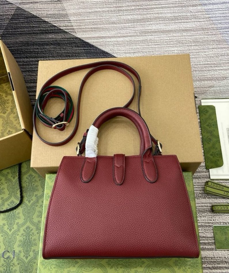 GUCCI SMALL TOTE BAG WITH HOOK CLOSURE