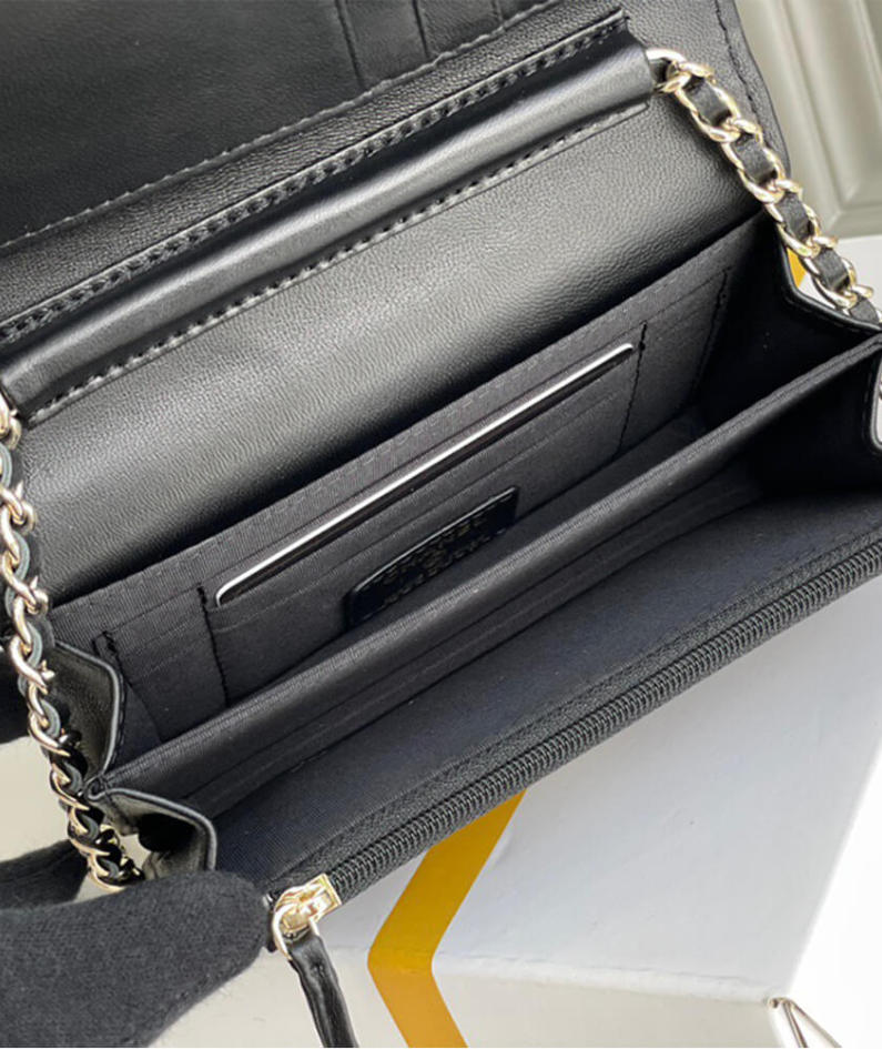 Chanel MINI WALLET ON CHAIN