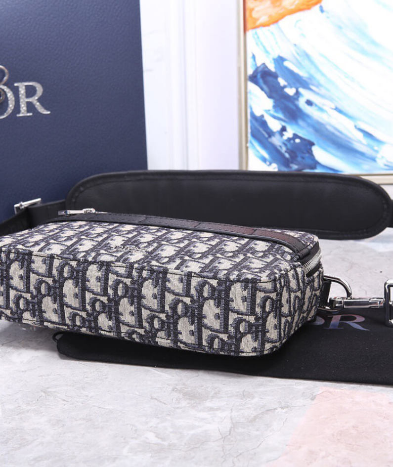 DIOR SAFARI MESSENGER BAG
