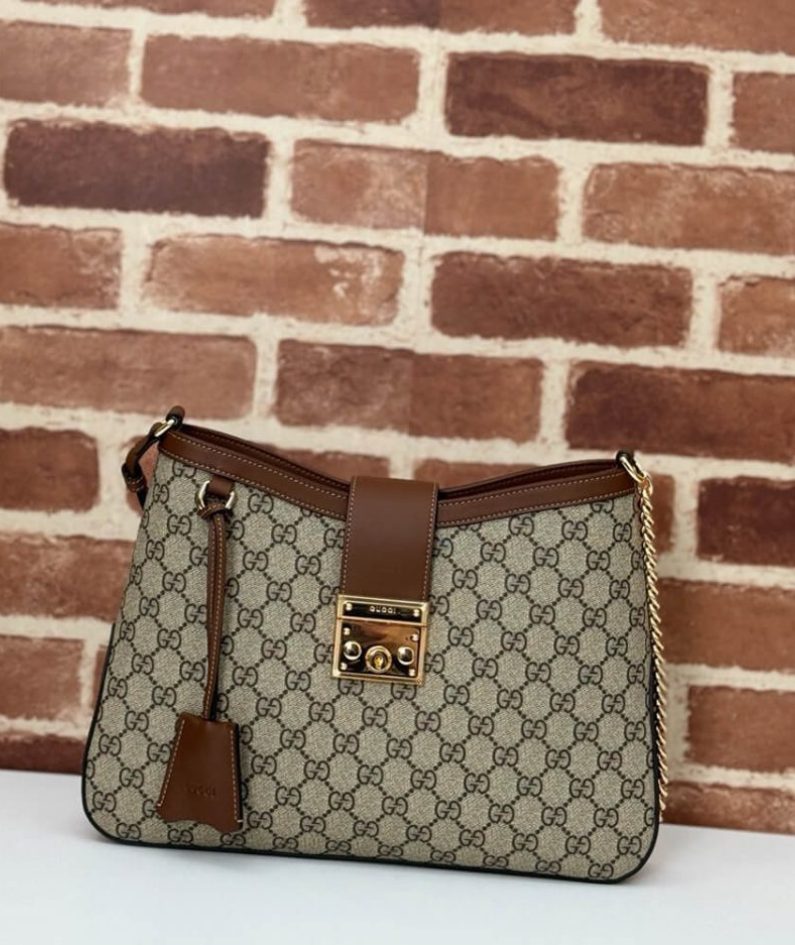 GUCCI PADLOCK GG MEDIUM SHOULDER BAG
