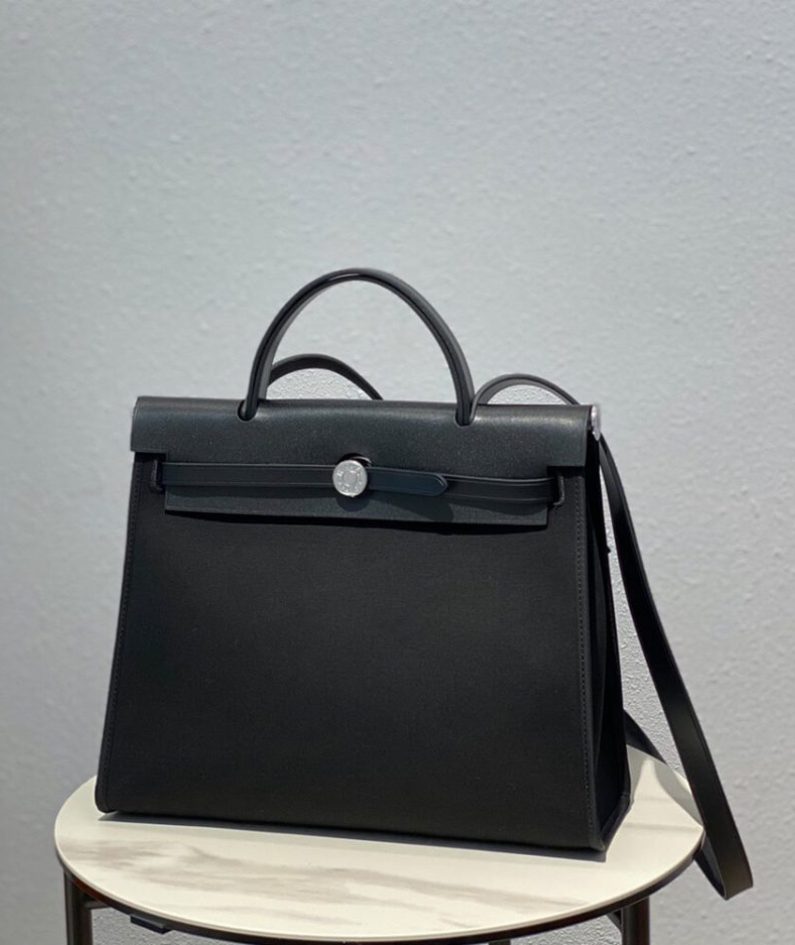 HERMES Herbag Zip 31 bag