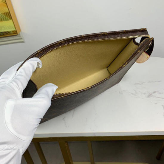 LV Toiletry Pouch 26 LV Toiletry Pouch 26