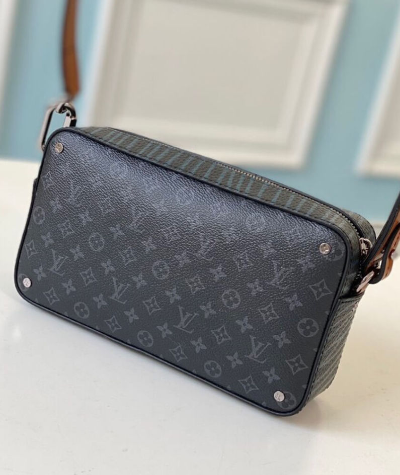Louis Vuitton VOLGA ON STRAP
