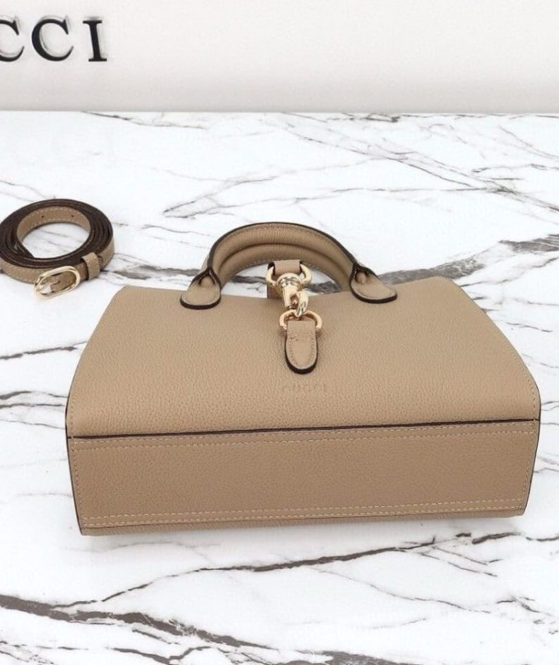 GUCCI SMALL TOTE BAG WITH HOOK CLOSURE