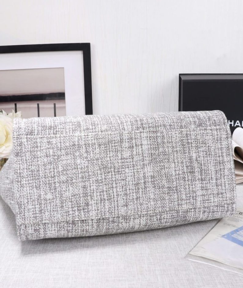 CHANEL Woven Straw Raffia Striped Medium Deauville Tote CHANEL Woven Straw Raffia Striped Medium Deauville Tote