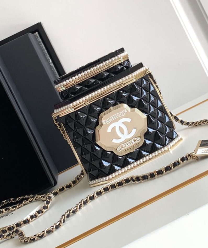 CHANEL TEA BOX MINAUDIERE(HIGH-END GRADE)