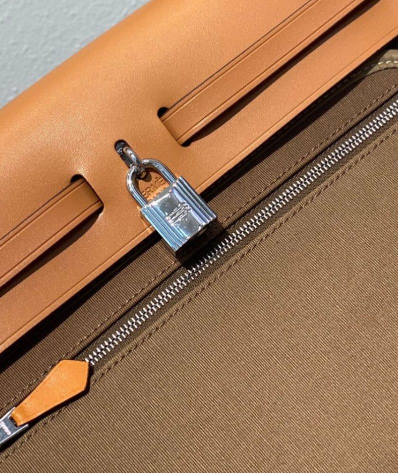 HERMES Herbag Zip 31 bag