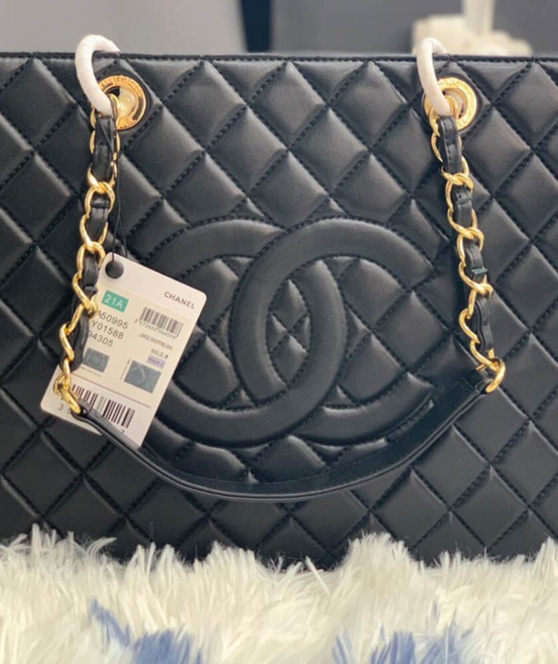 CHANEL Grand Shopping Tote