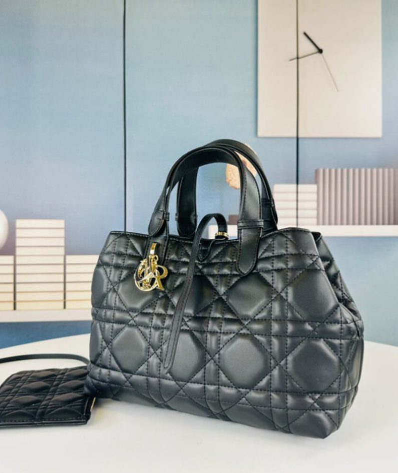 MEDIUM DIOR TOUJOURS BAG