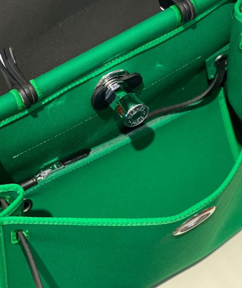 HERMES Herbag Zip 31 bag