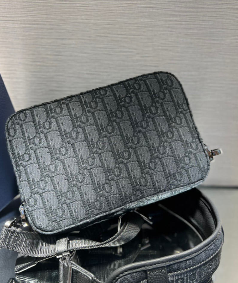 DIOR SAFARI MESSENGER BAG