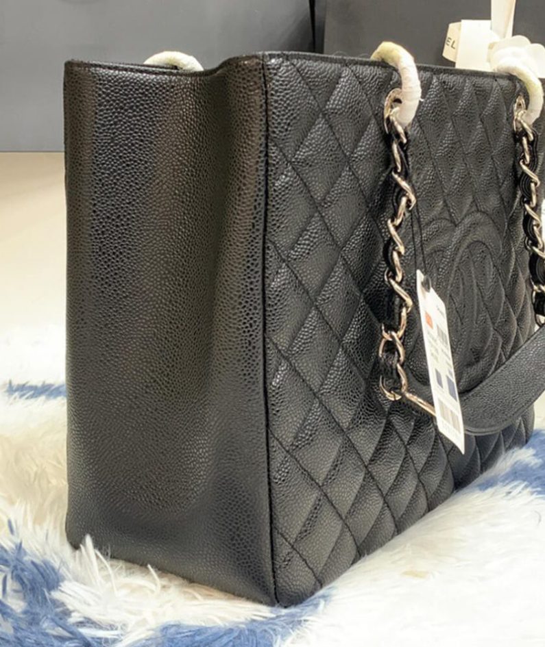 CHANEL Grand Shopping Tote