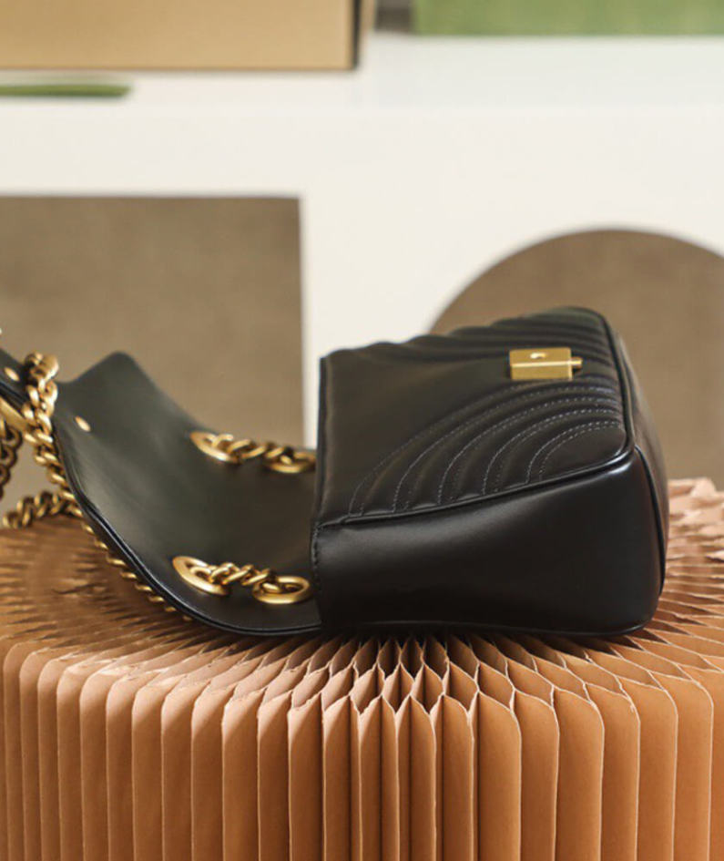 GG Marmont small matelasse shoulder bag