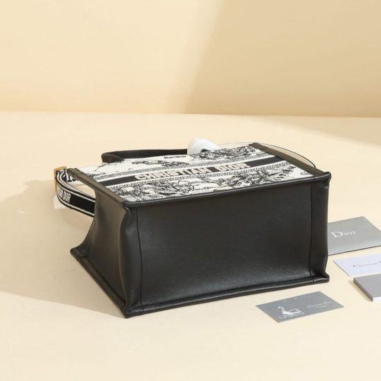 Medium Dior Book Tote