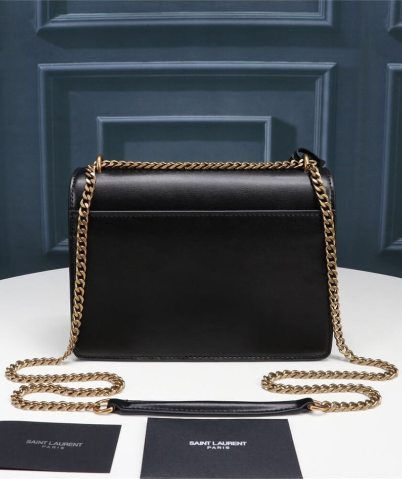 SUNSET MEDIUM CHAIN BAG IN SMOOTH LEATHER