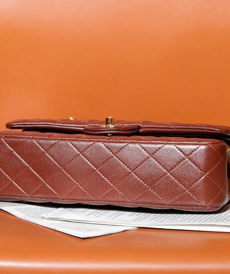 CHANEL CLASSIC 11.12 HANDBAG(high-end grade)