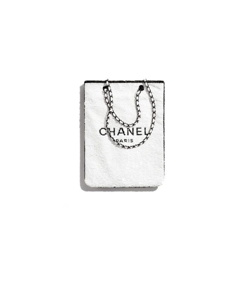 CHANEL SHOPPING BAG