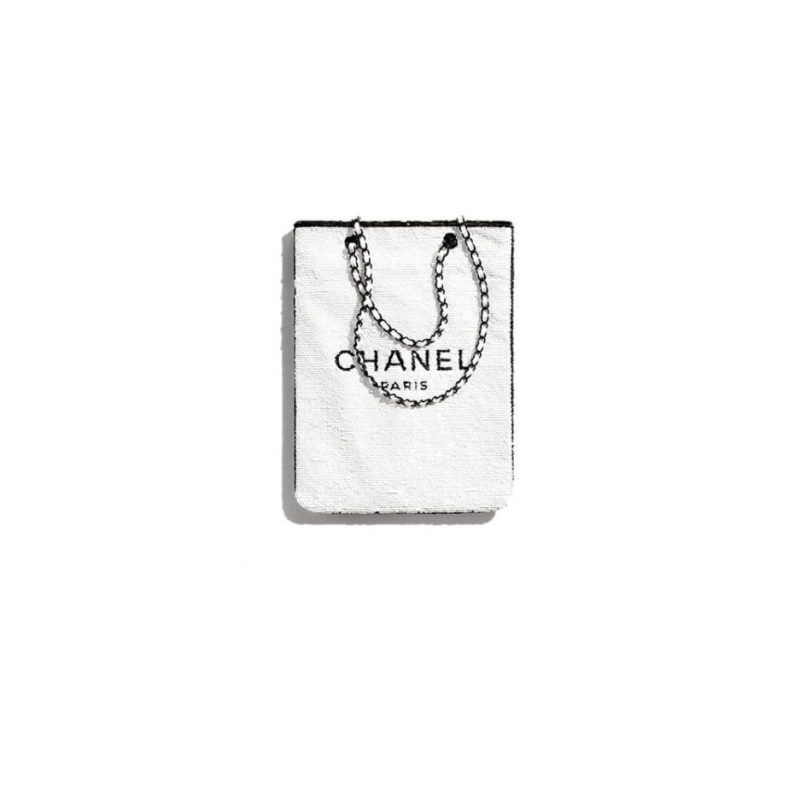 CHANEL SHOPPING BAG