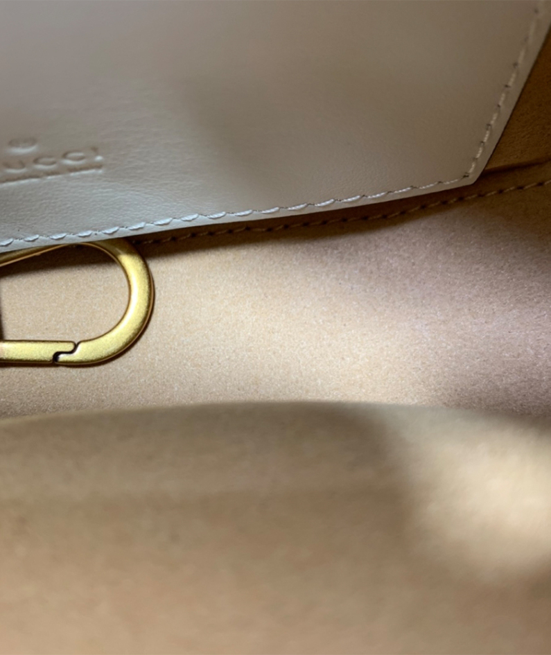GG Marmont half-moon-shaped mini bag