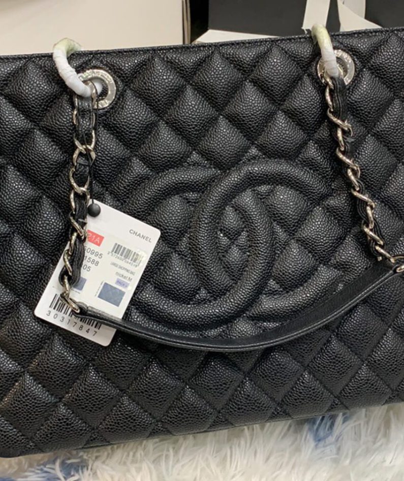 CHANEL Grand Shopping Tote