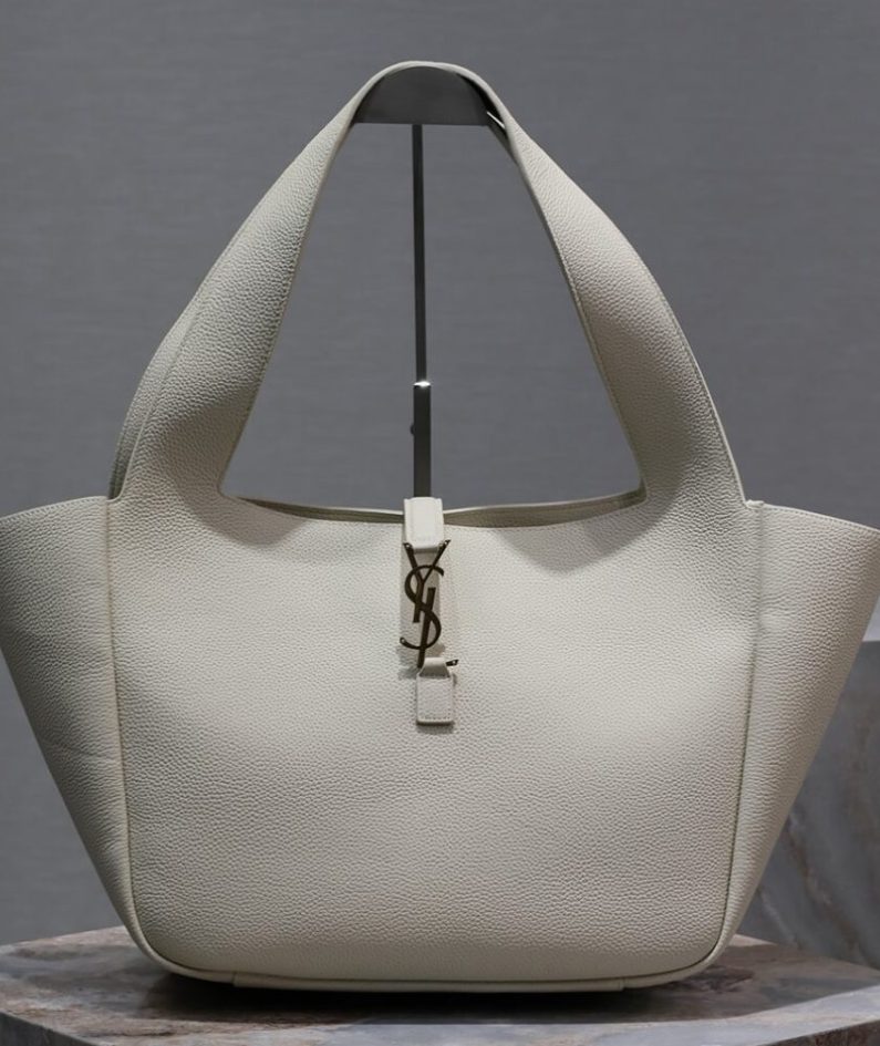 LE 5 A 7 BEA IN GRAINED LEATHER