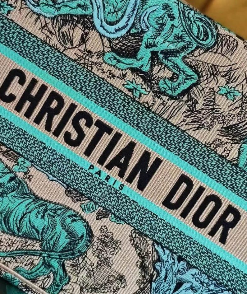 Medium Dioriviera Dior Book Tote